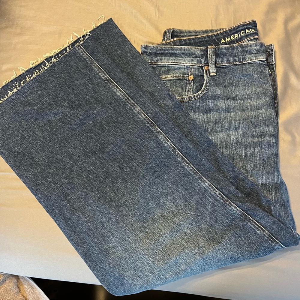 American Eagle Outfitters Women's Super High Rise Baggy Wide Leg Jeans NWOT 18R